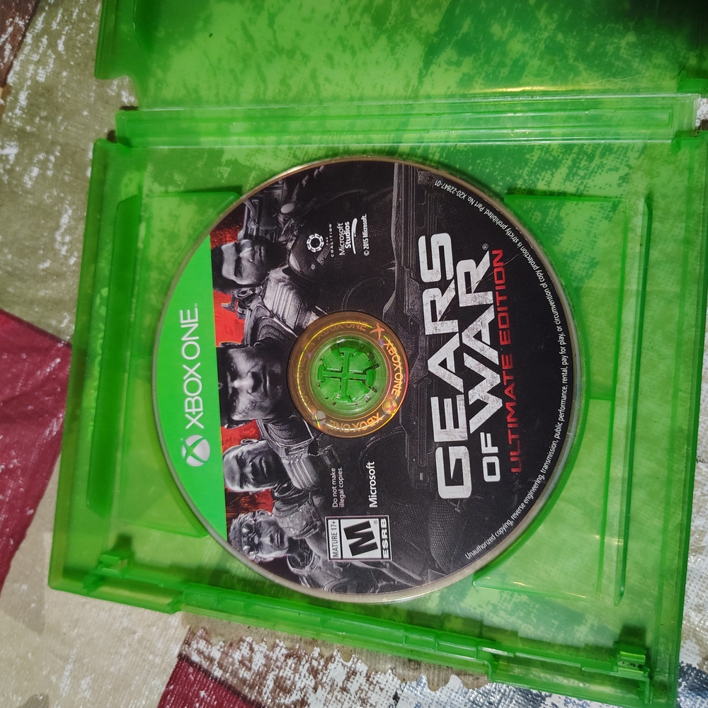 Gears of War Ultimate Edition (nocoverdamaged case(aspictured) new disk!!